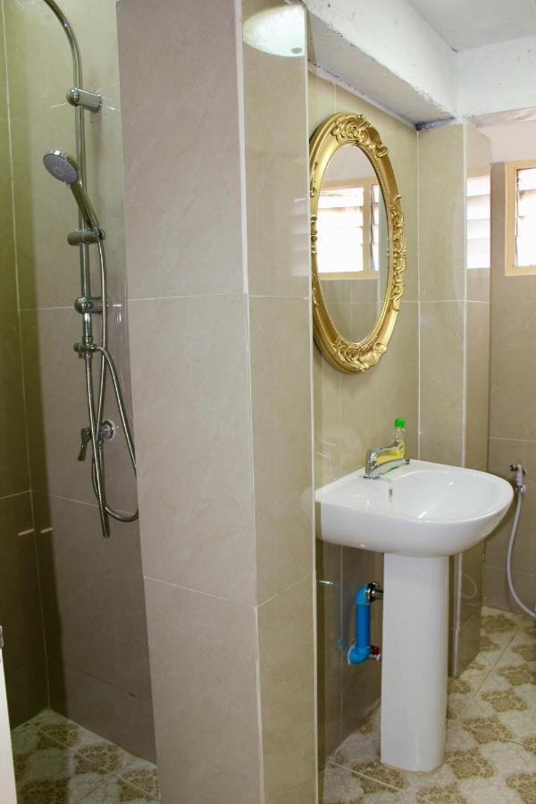 C U Again Hotel Bangkok Ngoại thất bức ảnh